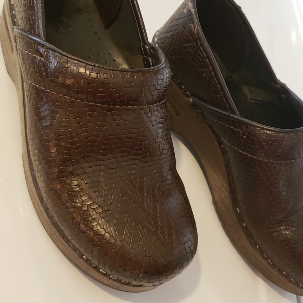 Dansko clogs - Picture 6 of 8